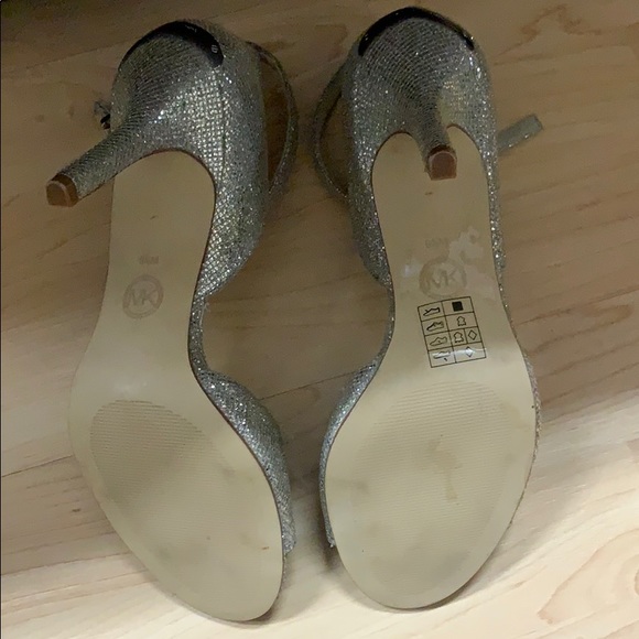 Michael Kors heels - Picture 3 of 4